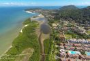 © Cid Junkes (fotob.com.br) - Lado direito da praia